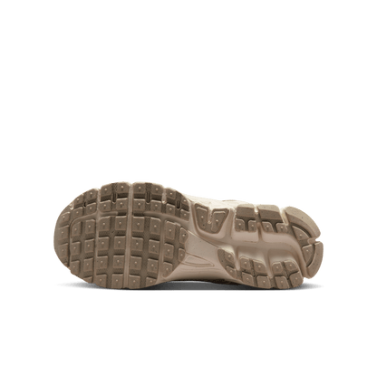 Big Kids' Nike Vomero 5 "Pale Ivory"