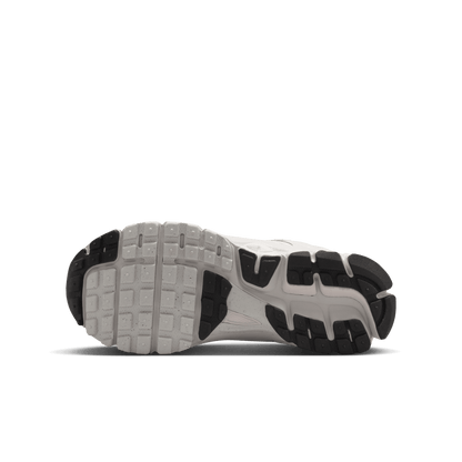 Big Kids' Nike Vomero 5 "White Vast Grey"